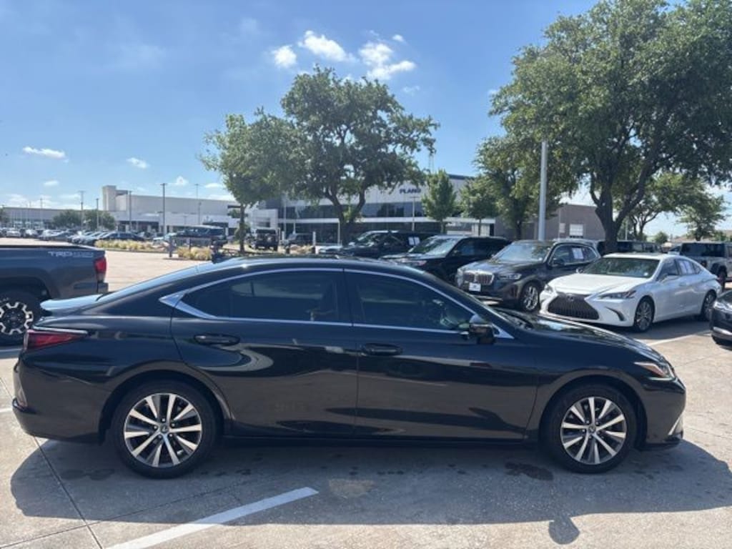 Used 2020 Lexus ES 350 Sedan