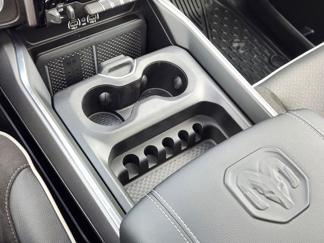 2026 RAM 1500 Laramie - Photo 16
