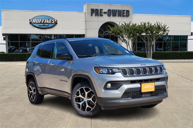 2024 Jeep Compass Latitude's photo