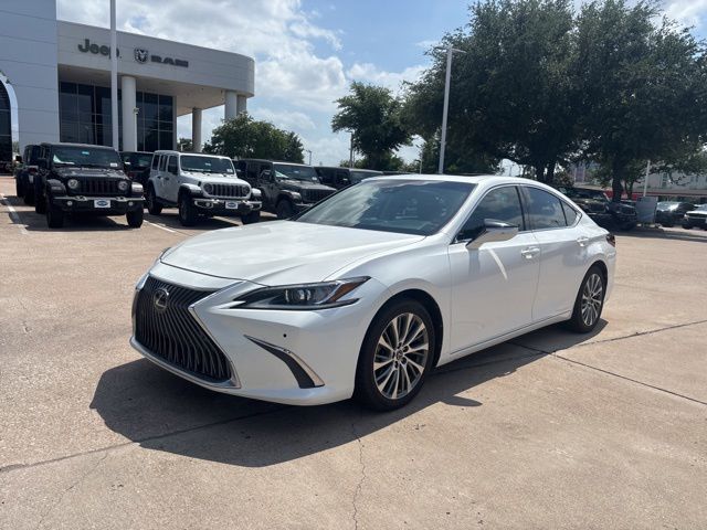 2020 Lexus ES 350 350's photo