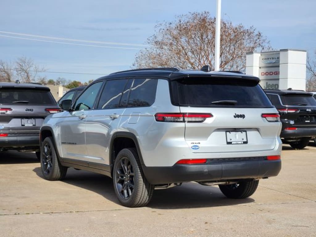 New 2025 Jeep Grand Cherokee L LIMITED 4X4 Sport Utility