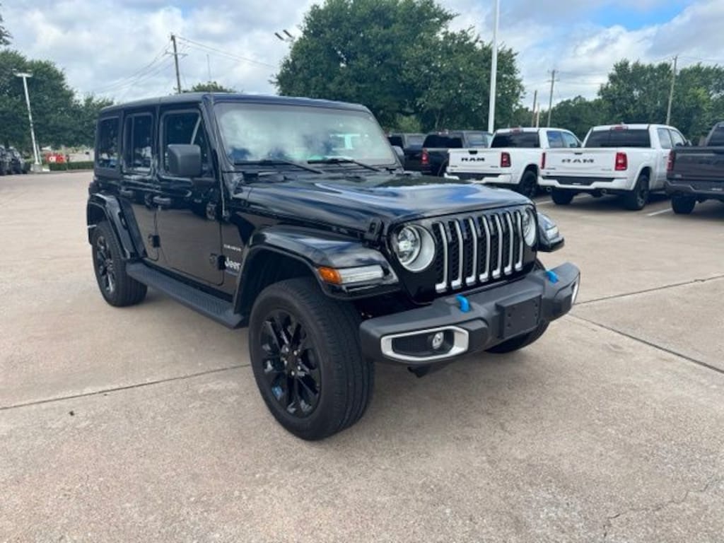 Used 2023 Jeep Wrangler 4xe Sahara SUV