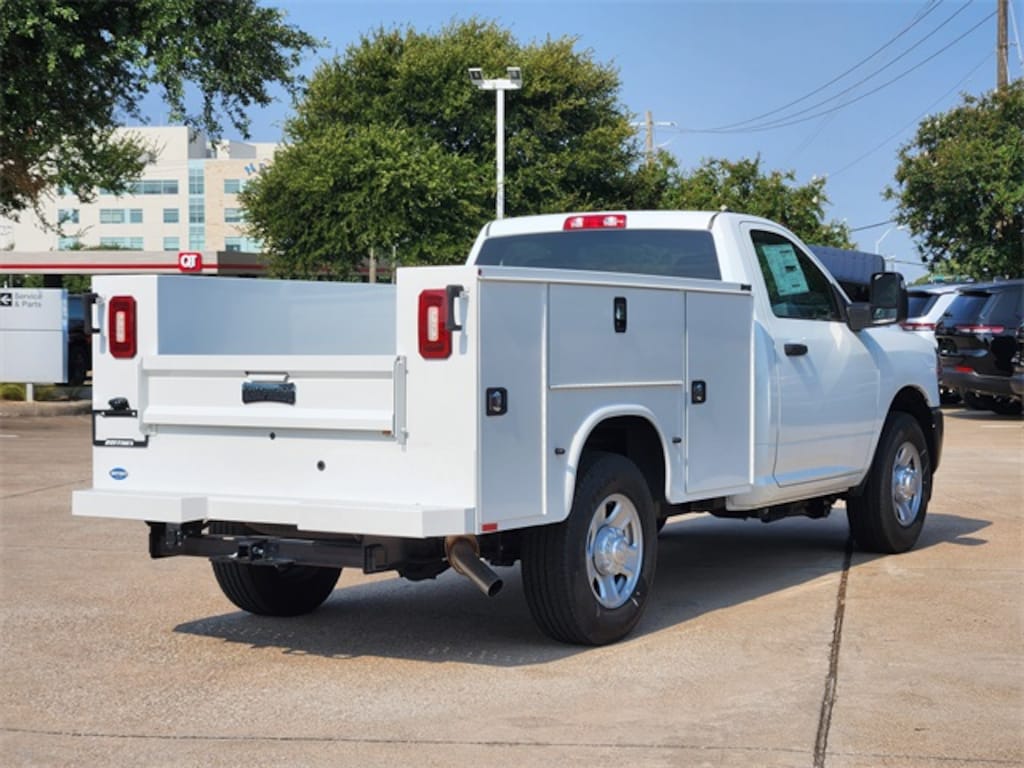 New 2024 Ram 2500 TRADESMAN REGULAR CAB 4X2 8' BOX Pickup