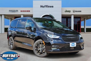 2026 Chrysler Pacifica LIMITED Passenger Van