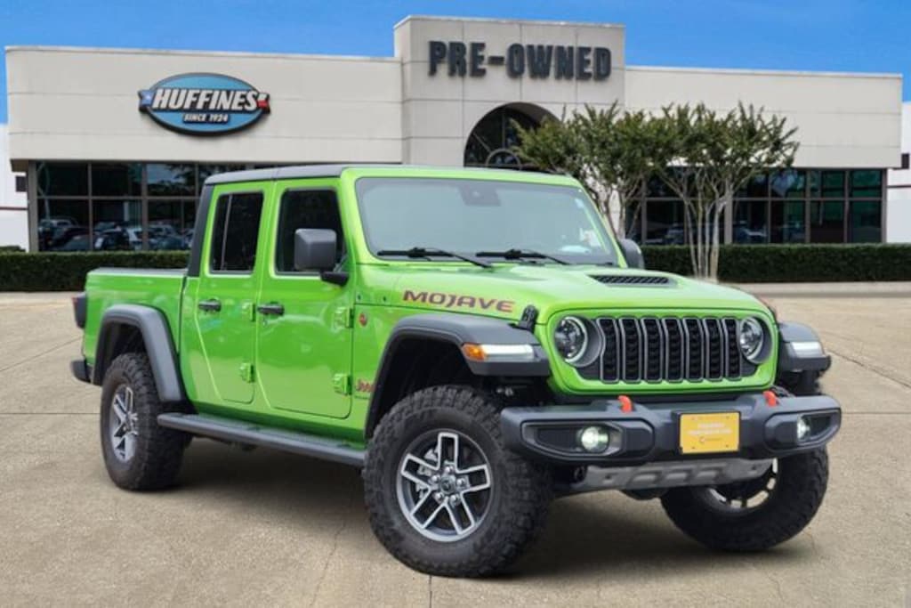 Certified 2025 Jeep Gladiator Mojave Truck Crew Cab