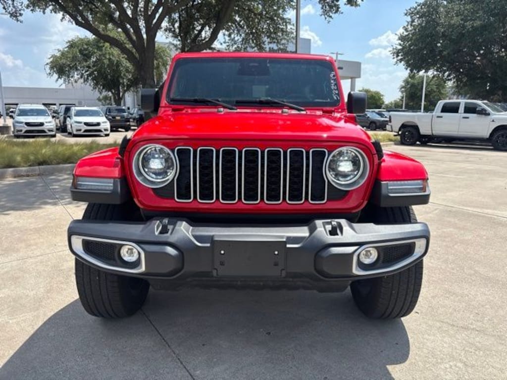 Used 2025 Jeep Wrangler 4xe Sahara SUV