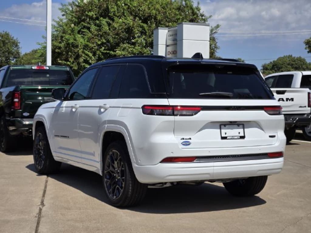 New 2027 Jeep Grand Cherokee 2 Row SUMMIT 4X4 Sport Utility