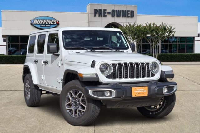 Used 2025 Jeep Wrangler Sahara SUV