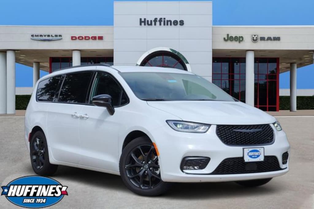New 2026 Chrysler Pacifica SELECT Passenger Van