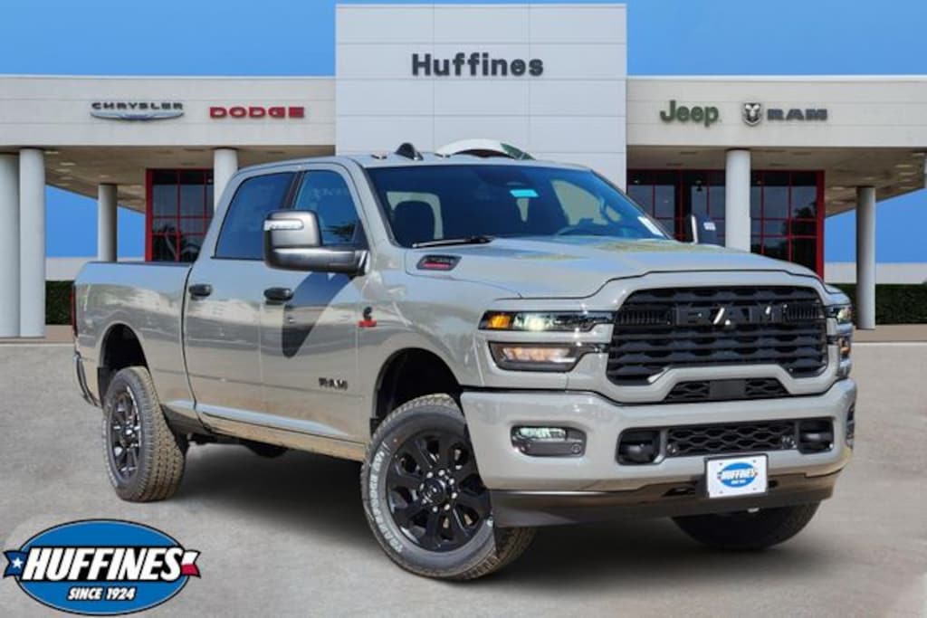 New 2026 Ram 2500 LONE STAR CREW CAB 4X4 6'4 BOX Pickup