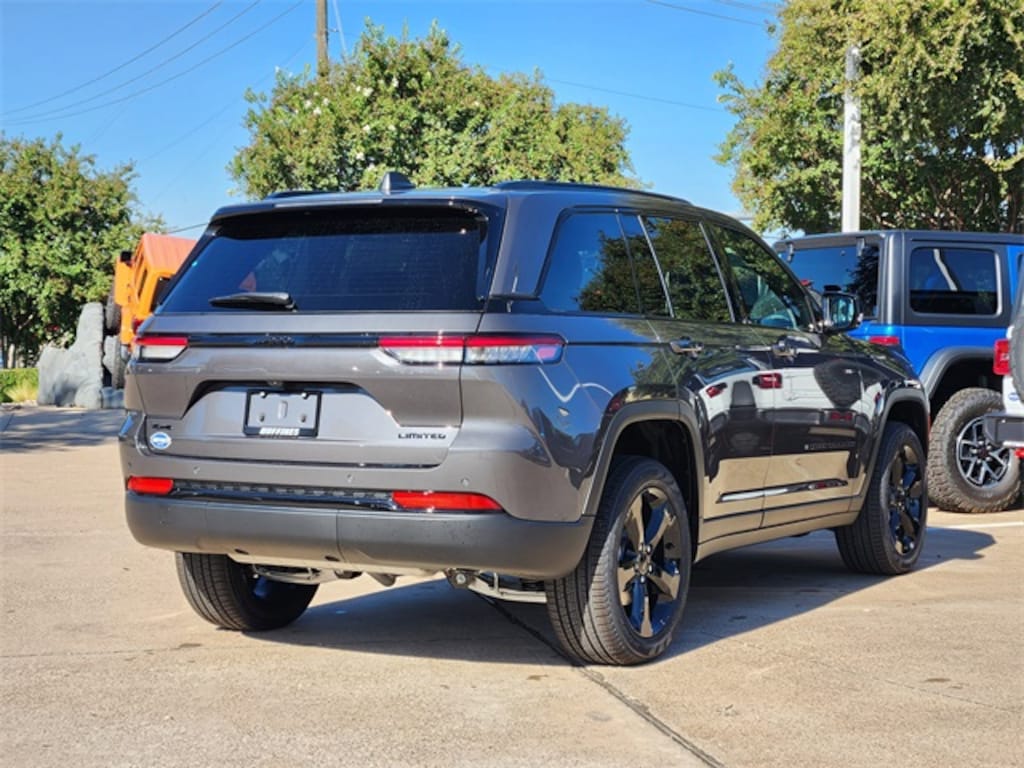 New 2025 Jeep Grand Cherokee LIMITED 4X4 Sport Utility