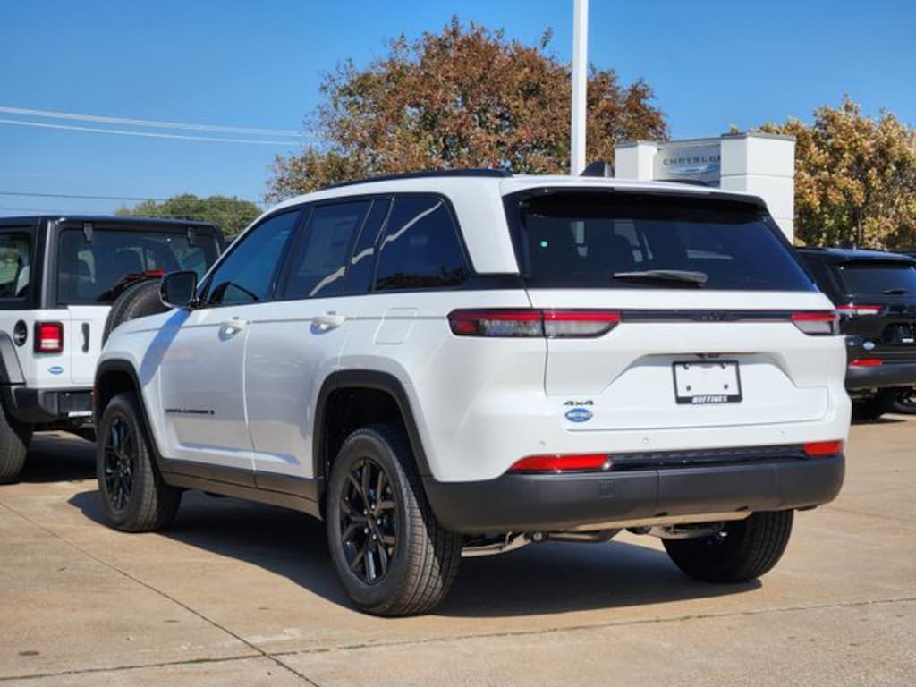 New 2025 Jeep Grand Cherokee ALTITUDE X 4X4 Sport Utility