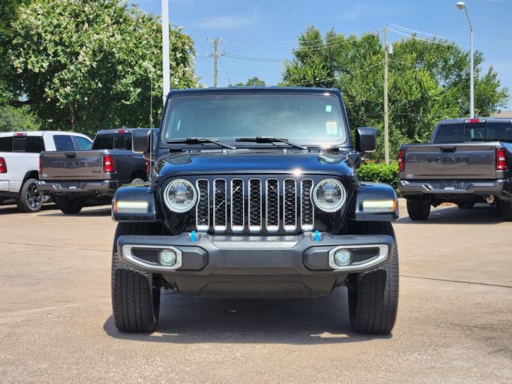 Used 2023 Jeep Wrangler 4xe Sahara SUV