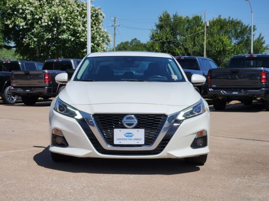 Used 2020 Nissan Altima 2.0 Platinum Sedan