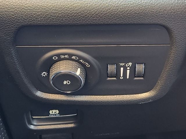 2025 Jeep Grand Cherokee L Limited - Photo 17