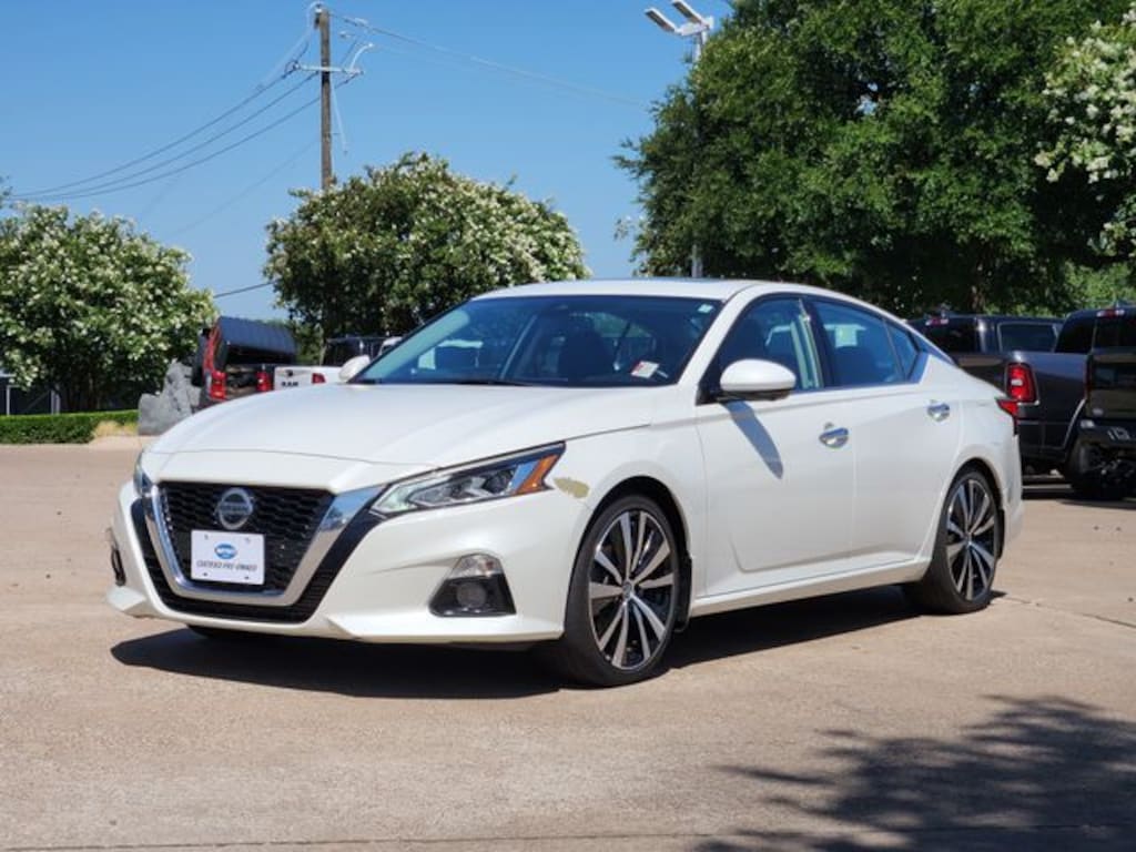 Used 2020 Nissan Altima 2.0 Platinum Sedan