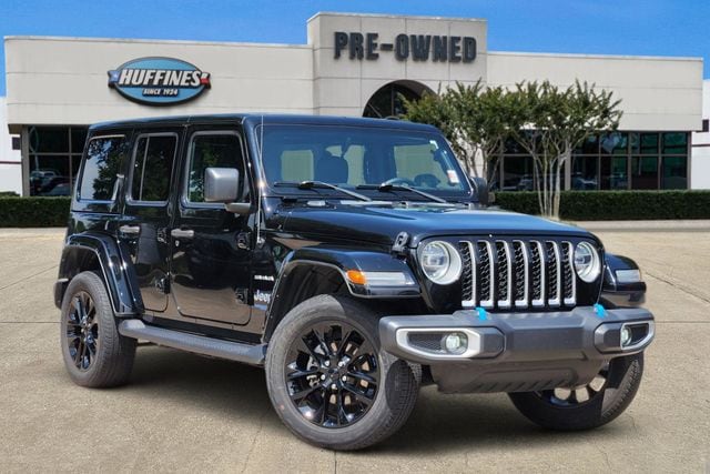 2022 Jeep Wrangler Sahara 4XE's photo