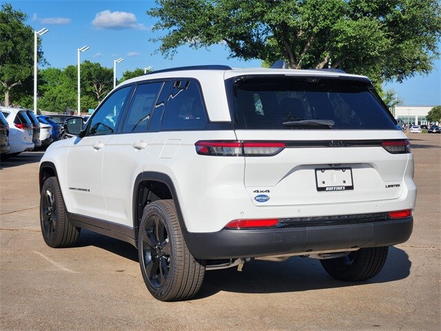 2025 Jeep Grand Cherokee Limited photo 4