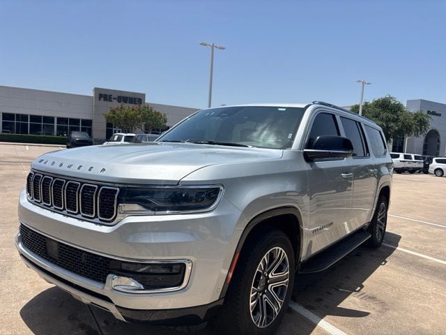 2025 Jeep Wagoneer L Series II 4WD's photo