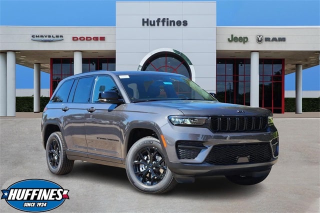 2025 Jeep Grand Cherokee Altitude's photo