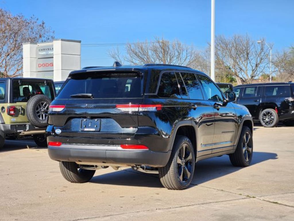 New 2026 Jeep Grand Cherokee LIMITED 4X2 Sport Utility