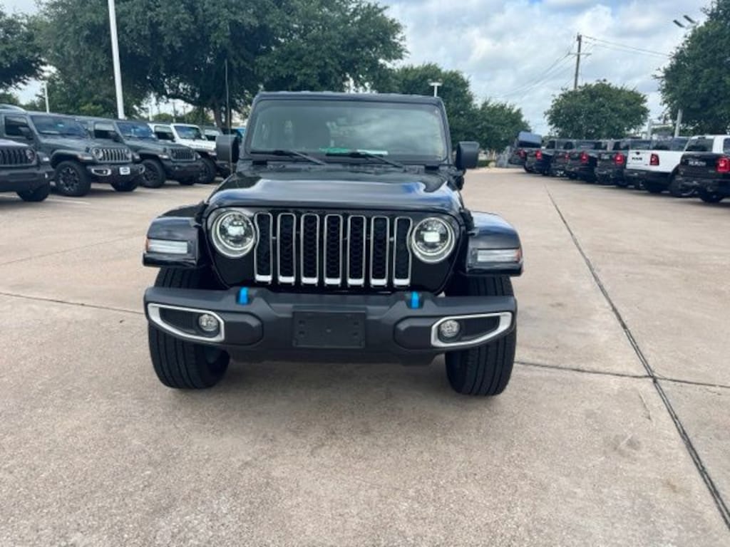 Used 2023 Jeep Wrangler 4xe Sahara SUV