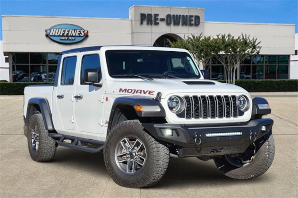 Certified 2024 Jeep Gladiator Mojave Truck Crew Cab