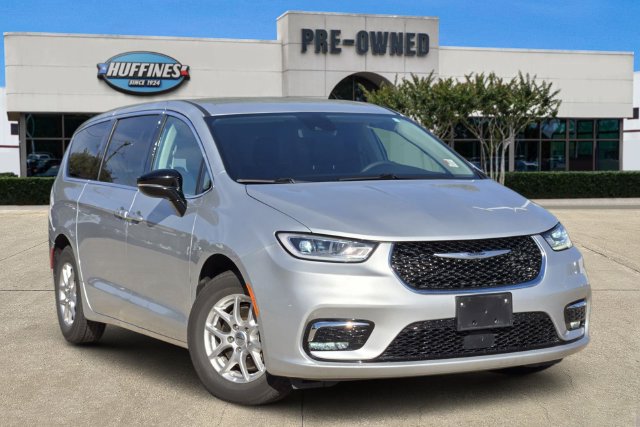 2024 Chrysler Pacifica Touring L Van Passenger Van