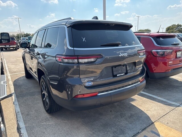 2024 Jeep Grand Cherokee Limited photo 3