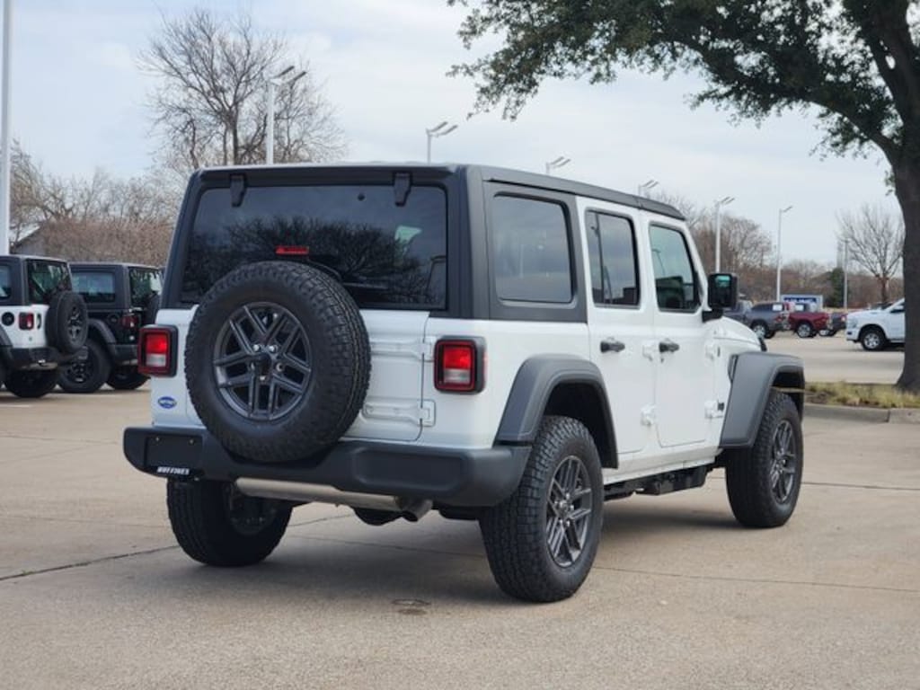 New 2026 Jeep Wrangler 4-DOOR SPORT S Sport Utility