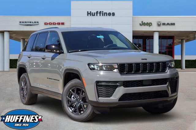 2027 Jeep Grand Cherokee 2 Row LAREDO 4X Sport Utility