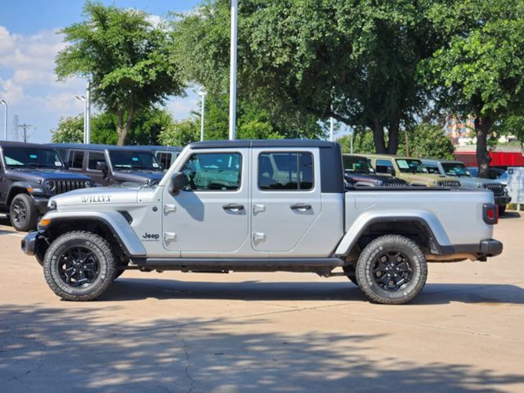 Certified 2022 Jeep Gladiator Sport Truck Crew Cab