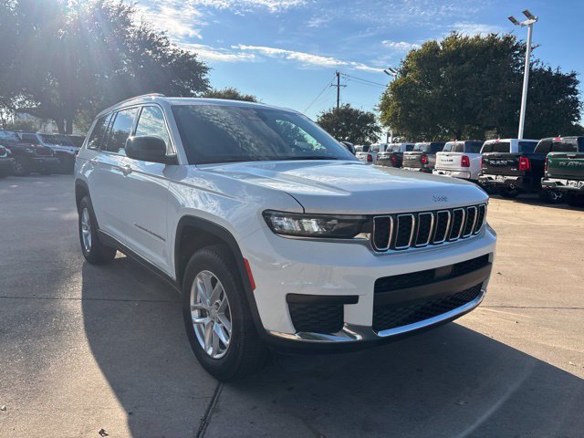 2022 Jeep New Grand Cherokee Laredo SUV