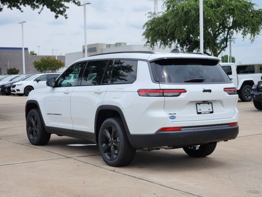 New 2026 Jeep Grand Cherokee L LIMITED 4X4 Sport Utility