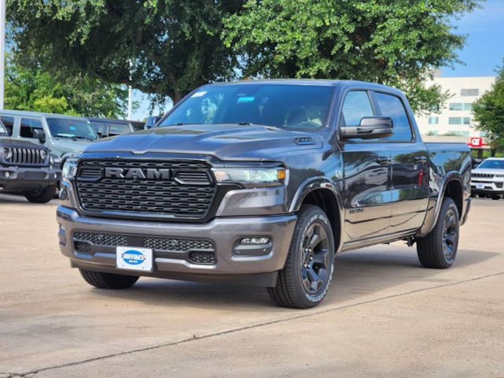 New 2026 Ram 1500 LONE STAR CREW CAB 4X2 5'7 BOX Pickup