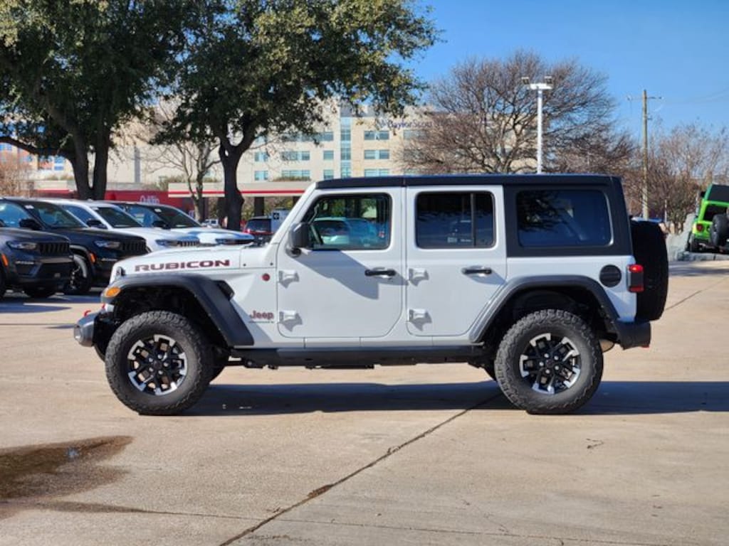 Used 2025 Jeep Wrangler Rubicon SUV