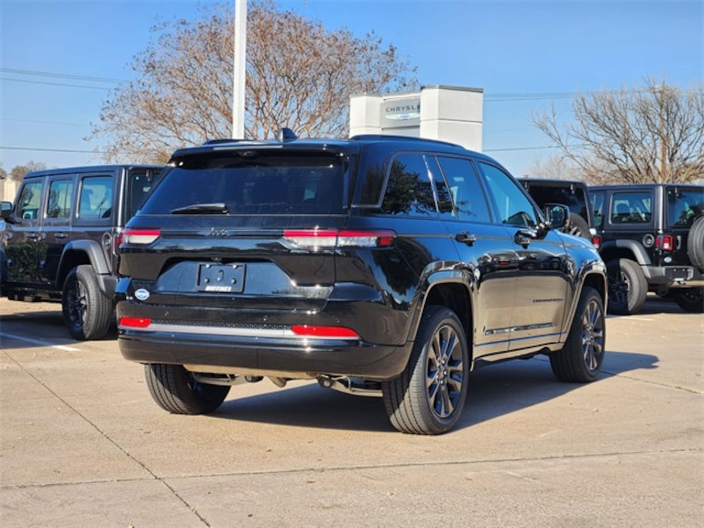 New 2026 Jeep Grand Cherokee LIMITED RESERVE 4X4 Sport Utility