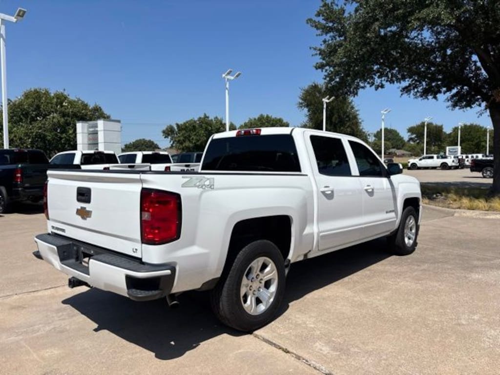Used 2018 Chevrolet Silverado 1500 LT Truck Crew Cab