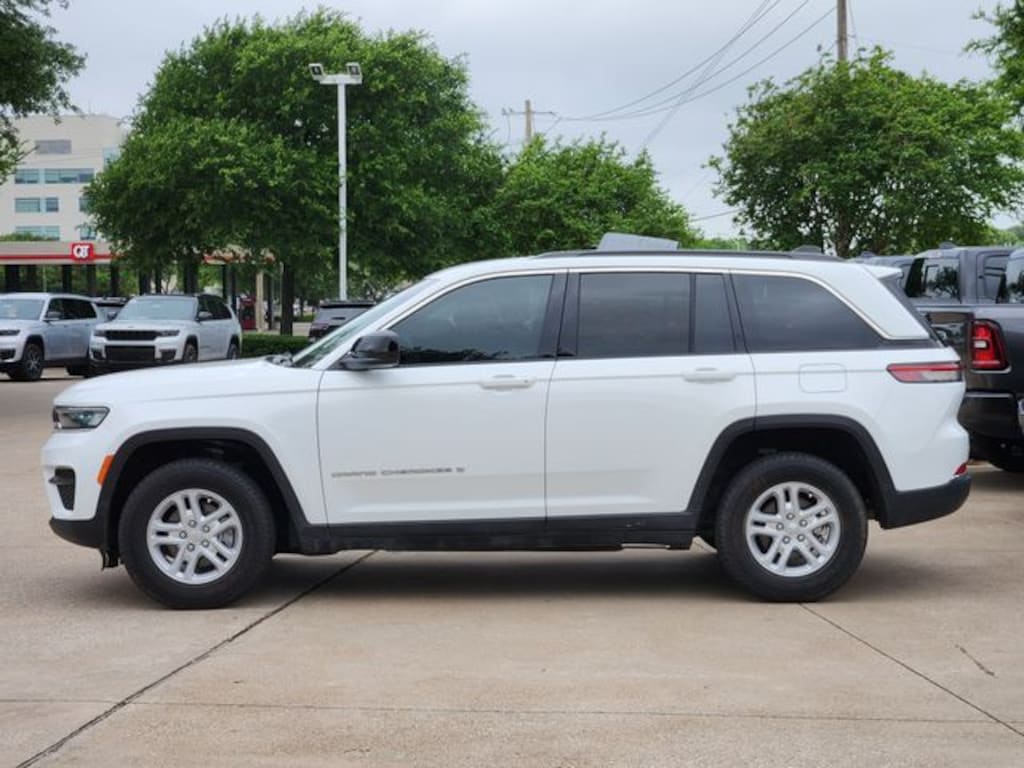 Certified 2025 Jeep Grand Cherokee Laredo SUV