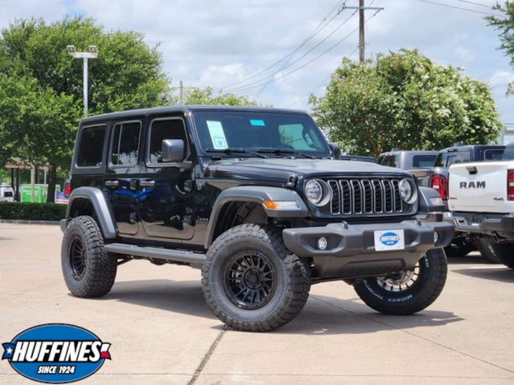 New 2026 Jeep Wrangler 4-DOOR SPORT Sport Utility