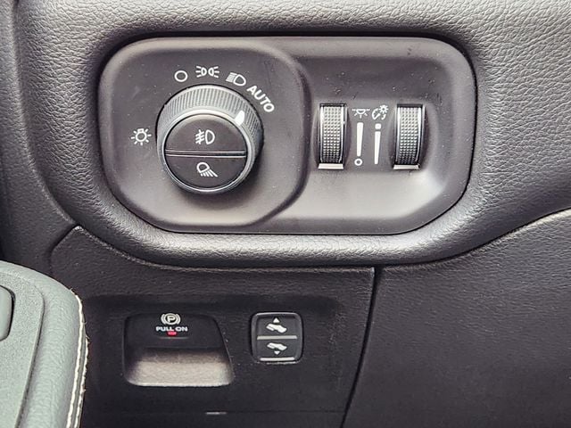 2026 RAM 1500 Laramie - Photo 18