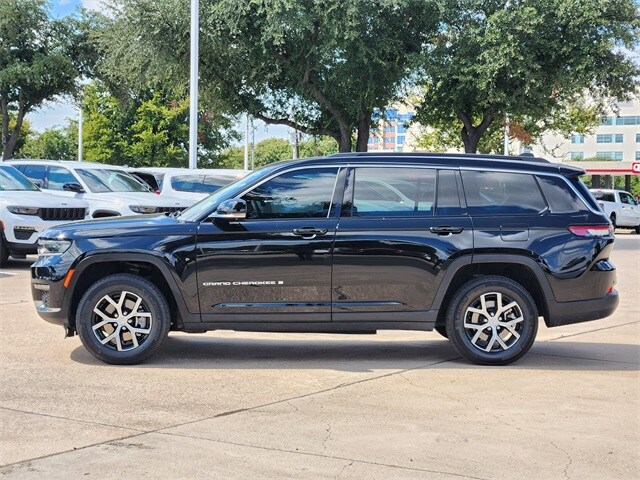 2024 Jeep Grand Cherokee Limited photo 4