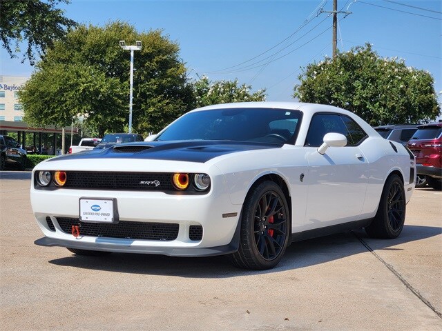 2016 Dodge Challenger SRT8 Hellcat photo 3