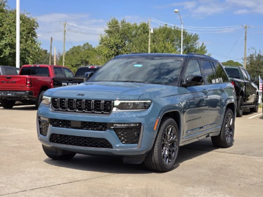 New 2027 Jeep Grand Cherokee Summit Sport Utility