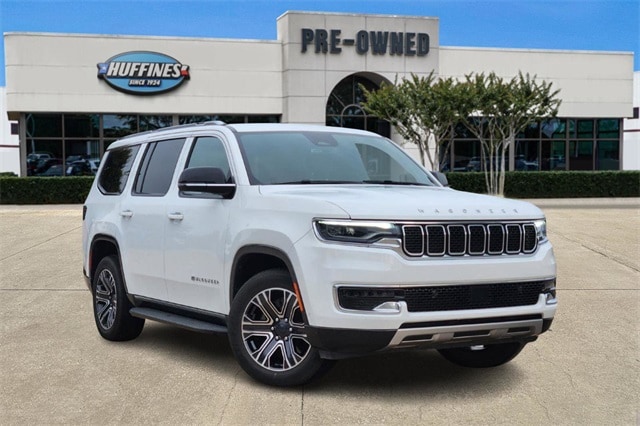 2024 Jeep Wagoneer Series II's photo