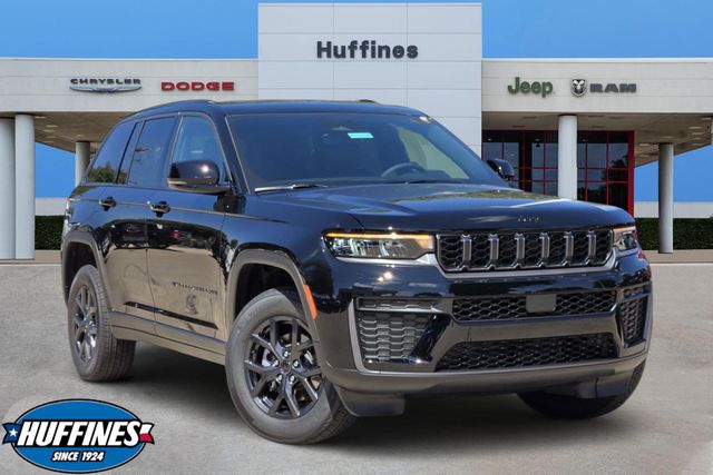 2027 Jeep Grand Cherokee 2 Row LAREDO 4X4 Sport Utility