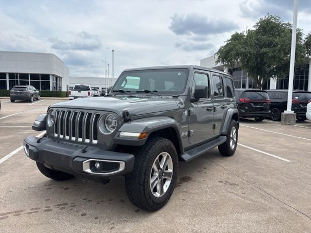 Used 2018 Jeep Wrangler Unlimited Sahara 4x4 SUV