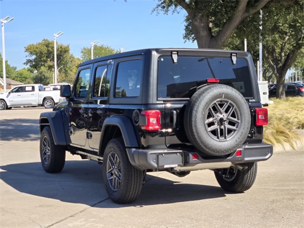 New 2026 Jeep Wrangler 4-DOOR SPORT S Sport Utility