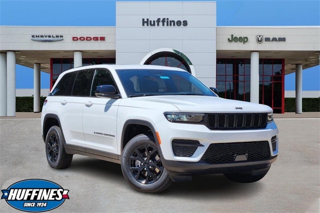 2025 Jeep Grand Cherokee Altitude's photo