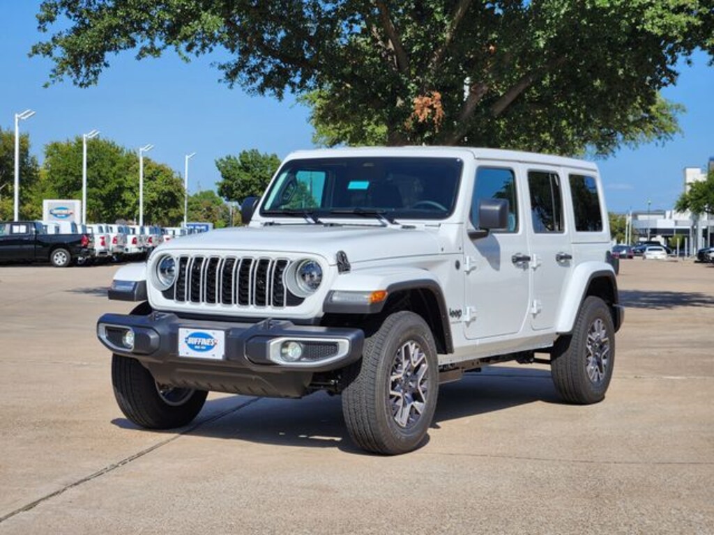 New 2026 Jeep Wrangler 4-DOOR SAHARA Sport Utility